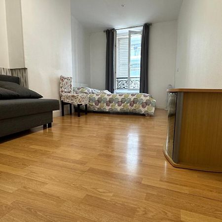 New Saint Maur-Logement Lovely Flat 32M2 Париж Экстерьер фото
