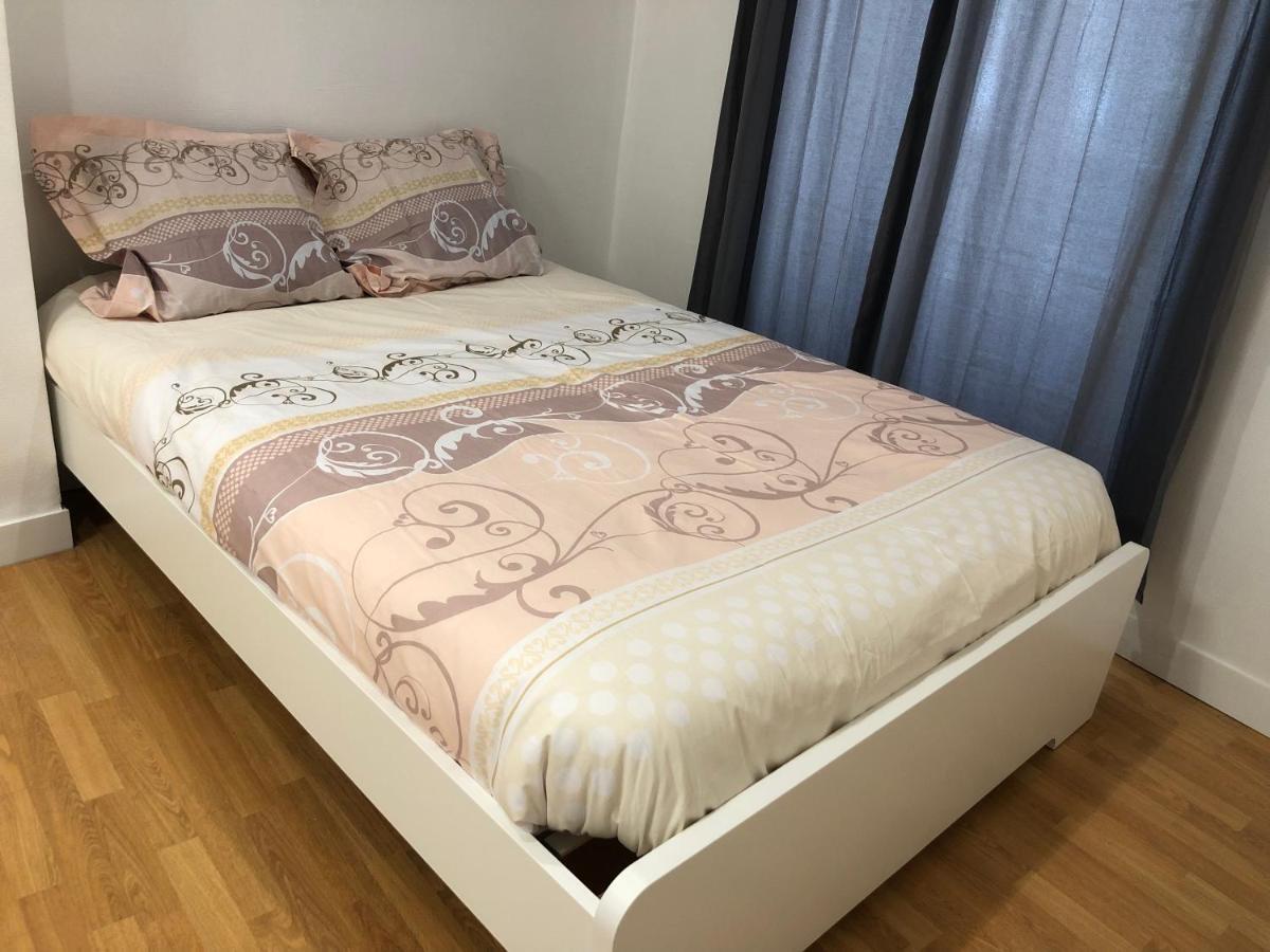 New Saint Maur-Logement Lovely Flat 32M2 Париж Экстерьер фото